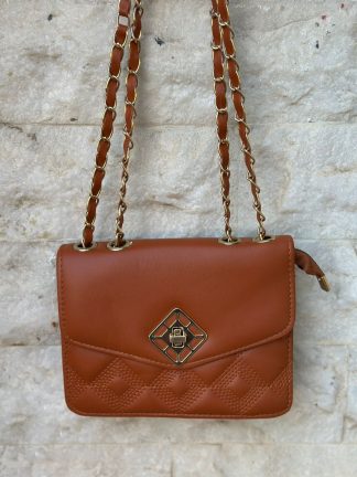 Cartera con pañuelo