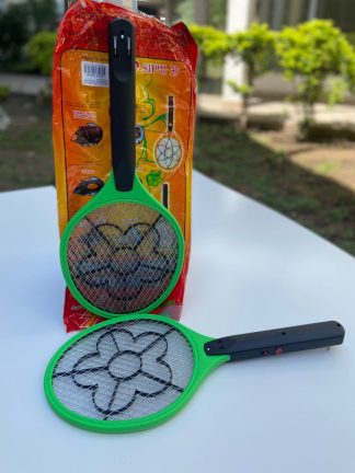 Raqueta mata moscas/mosquitos