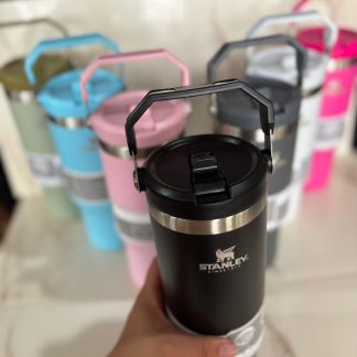 Hoppy 900ml con pico clasico y agarre Stanley