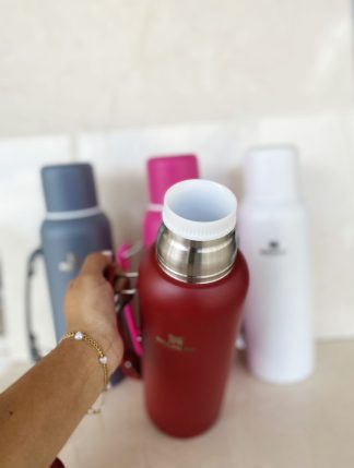 Termo de 1L con pico a rosca marca Stanley