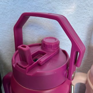 Galón 1.5L más mate y con agarre marca Stanley