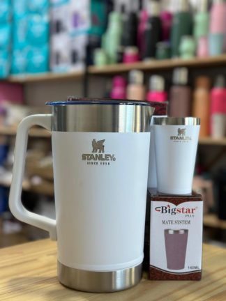 Jarra de 2L con mate y bombilla