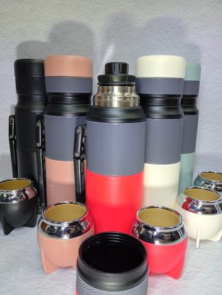 Hermoso juego de termo marca CONTIGO con su respectivo mate