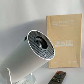 Proyector ULTRA HD Incluye control
