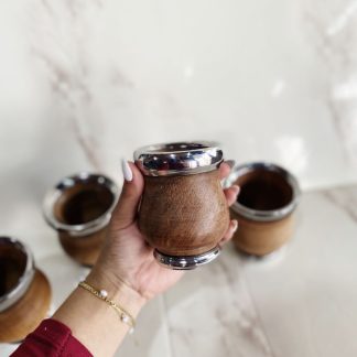 Mates de algarrobo con base y virola de acero