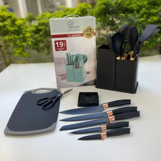 Juego de utensilios 19 pcs más tabla de picar