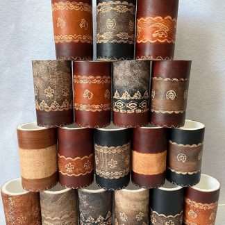 Porta latas forrado en cuero