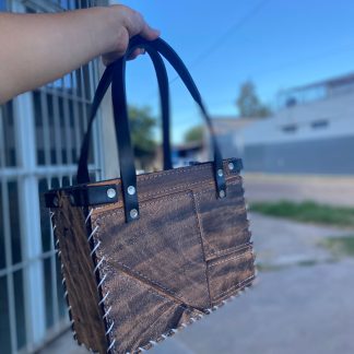 Hermoso bolso retazo 100 por 100 cuero