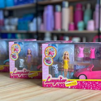 Muñeca con accesorios