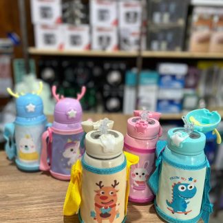 Botella Hoppy infantil animada de acero inoxidable y pico de goma, con correa