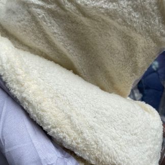 Acolchado con Corderito x7 Piezas 2 Plazas y 1/2 Incluye Cortinas y Sábanas