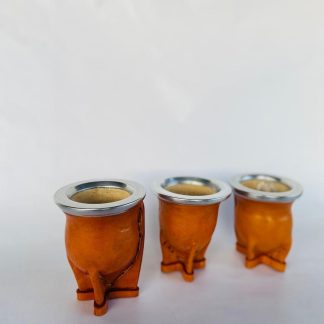 Mate de Cuero Vaqueta con Calabaza Interior, Virola de Aluminio y 4 Patitas Reforzadas