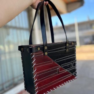 Bolso retazo con tiras 100% cuero