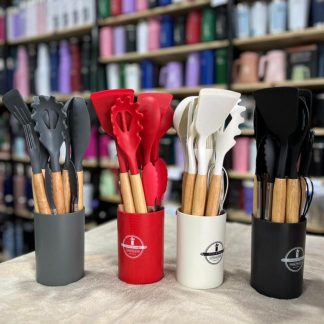 Set de utensilios x12pcs de silicona con agarre de madera