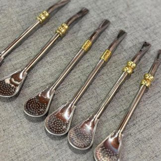 BOMBILLAS DE ACERO, DIJE DE BRONCE