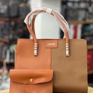 Cartera de mano con correa y monedero