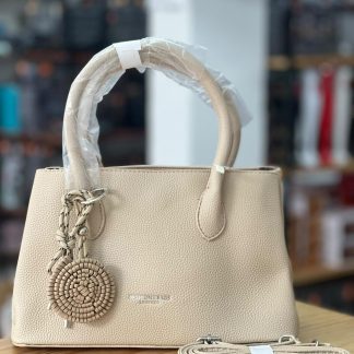 Cartera de mano con correa