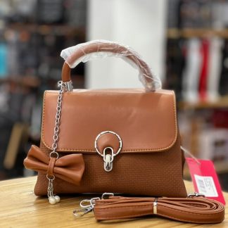 Cartera de mano con correa y monedero